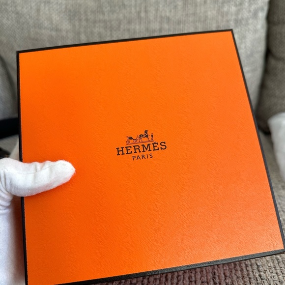 NEW HERMÈS H08 Titanium Automatic Men's watch W049430WW00, 42 mm w/ Receip $5500 - Picture 7 of 16